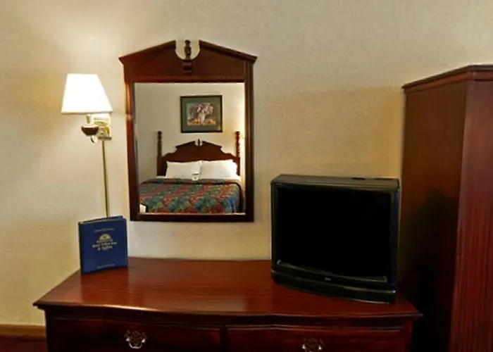 Americas Value Hotel Waukegan